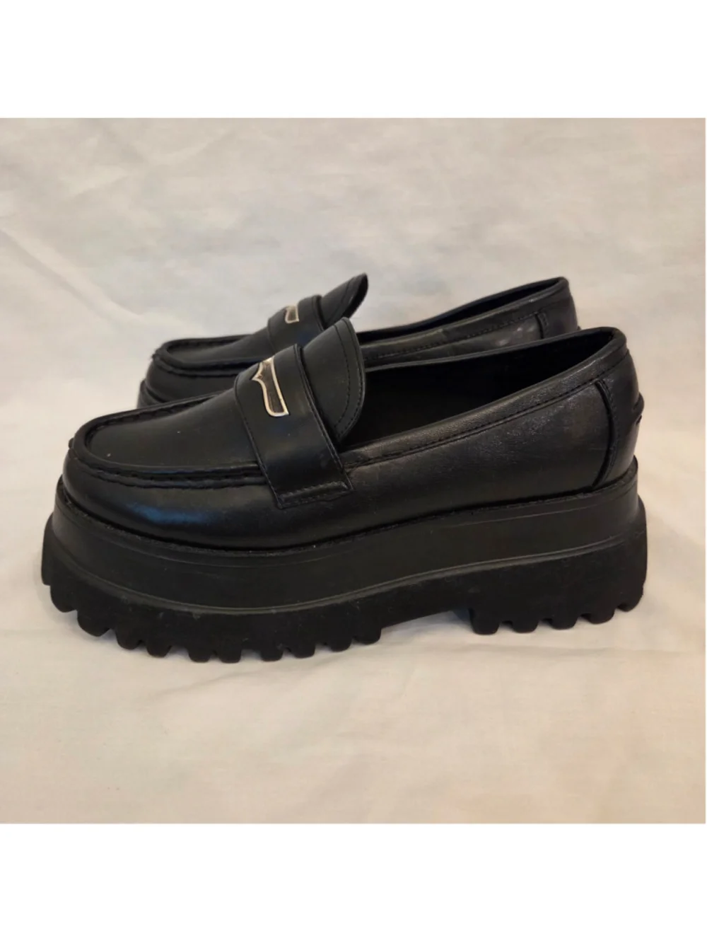 Women's ASOS Design Black Platform Loafers Size 7